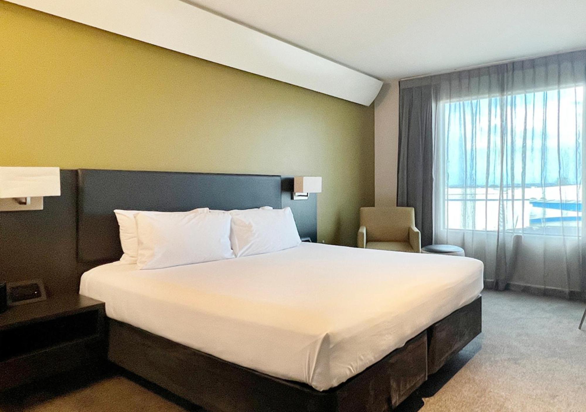 Sudima Auckland Airport Hotell Exteriör bild