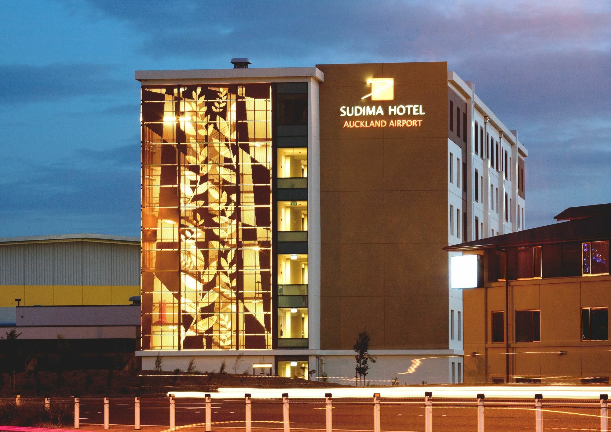 Sudima Auckland Airport Hotell Exteriör bild